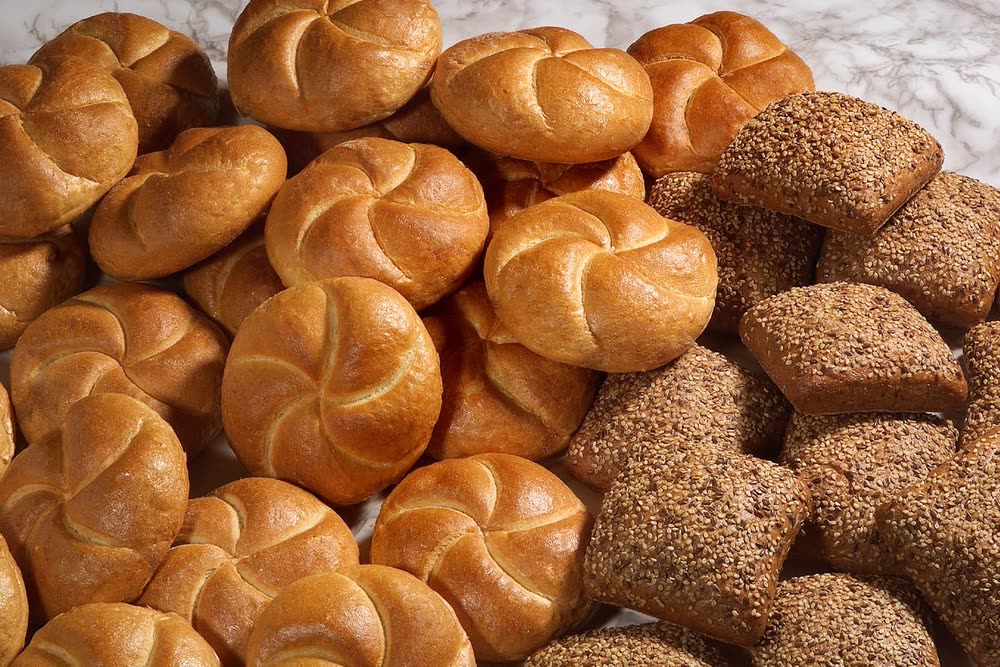 Hamburger and sandwich buns