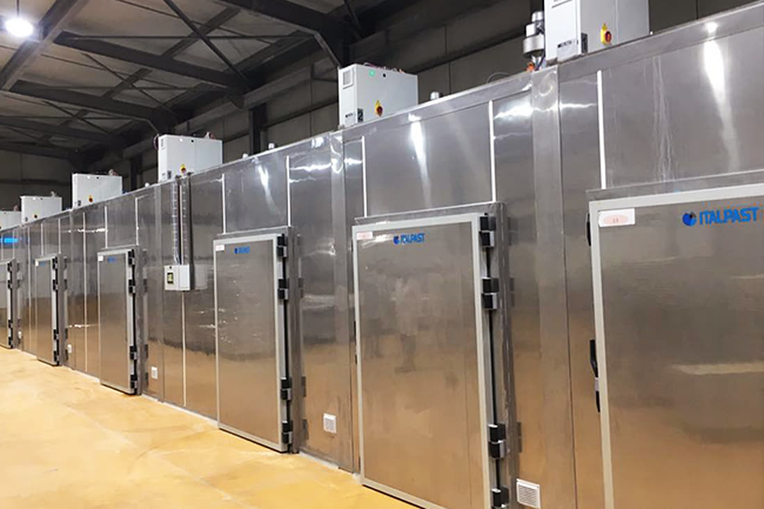 Static dryers